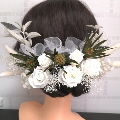 値下げ　wedding🌸白の薔薇ヘッドドレス　結婚　成人式　髪飾り　ラグラス　アナベル　カスミソウ