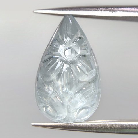 ◆ アクアマリン 3.75ct カービング ルース ペアシェイプ