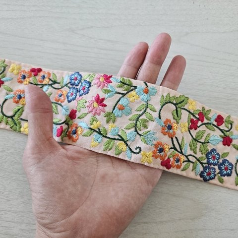 〖50cm〗インド刺繍リボン  <商品No.563 ライトピンク>