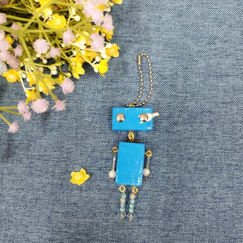 木のロボット【231】　木製のロボット　ハンドメイド　木製雑貨 インテリア　キーホルダー