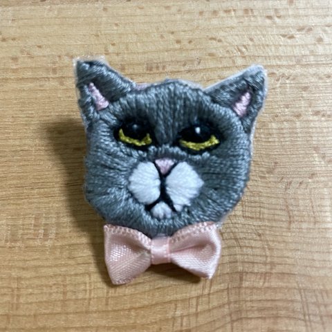 ねこ刺繍ブローチ No.8