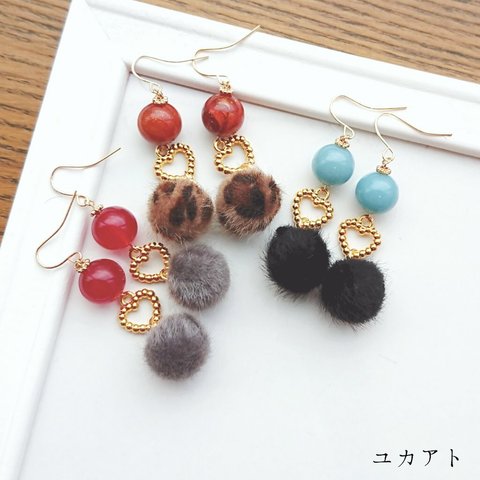 ダークカラーのファー×ハートイヤリングorピアス