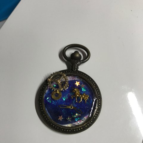 懐中時計風レジン