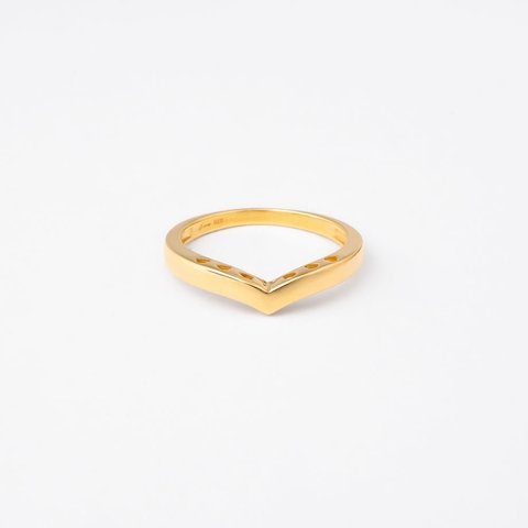 V ring / gold