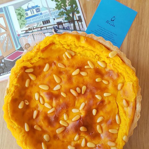 「松の実とかぼちゃのタルト」ケーキ・タルト・パーティー・お祝い