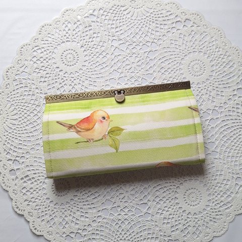 『鳥のお財布』爽やかグリーン♡可愛い小鳥さんの　直線口金　長財布　