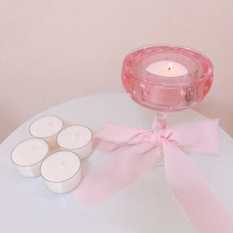 Pearl in gel candle holder