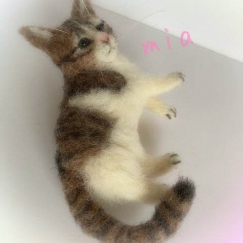 受注商品♪mia♪ キジ白猫　猫　ハンドメイド 羊毛フェルト 