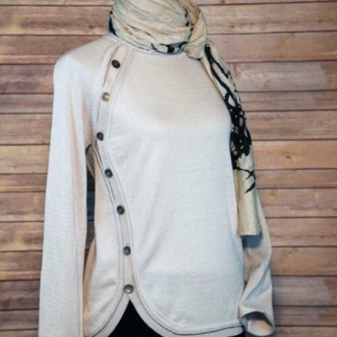 【即納】Sweater :7 side buttons (Dove L)