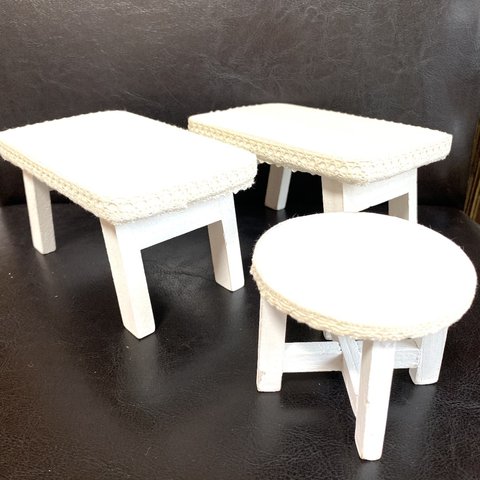 ナチュラル素材のミニテーブル3点　木製のテーブル　小物置き　フラワーベース　インテリア雑貨