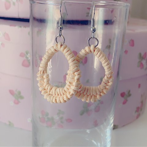 ラタン風/雫ピアス