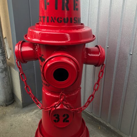 オリジナル消火栓立水栓カバーレッド