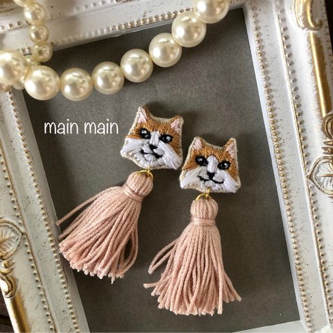 new一点物猫刺繍のアクセサリー♡