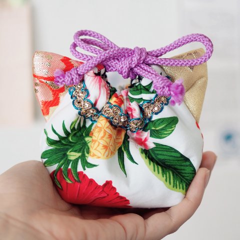 猫型の台湾花柄x絹織物mini猫耳巾着ポーチ(一点作品)