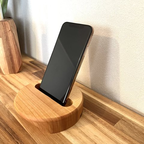 天然木、丸型スマホスタンド、スピーカー