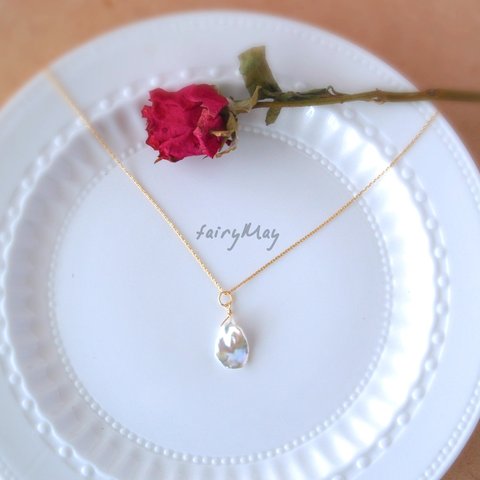 オーダー承ります♪ 14kgf  希少 淡水ケシパール 花びら ネックレス  Pearl flower necklace ゴールドフィルド