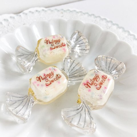 カラフルシュガーキャンディのブローチ( シルバーライン)( milk candy brooch/ スイーツデコ／フェイクスイーツ/フェイクフード/食品サンプル/飴)