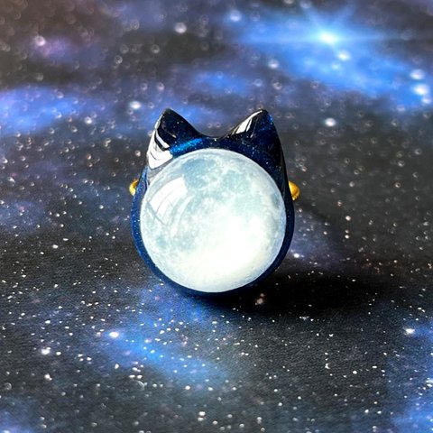 ころんとにゃんこ　満月のリングＡ　レジン　猫　猫耳　夜　夜空　月　moon 蓄光　光る