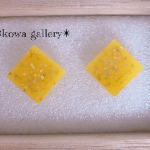 No.141 レジンピアス/黄色/クリア✴︎Okowa gallery✴︎