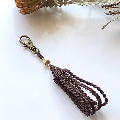 yumri ⌘ macrame マクラメレース　4連ストラップ［10cm］ブラウン0.5