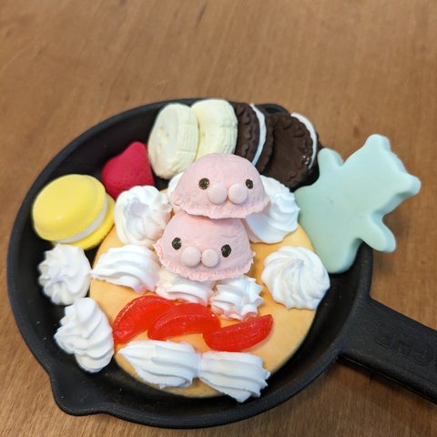 フェイクスイーツ　賑やかパンケーキ