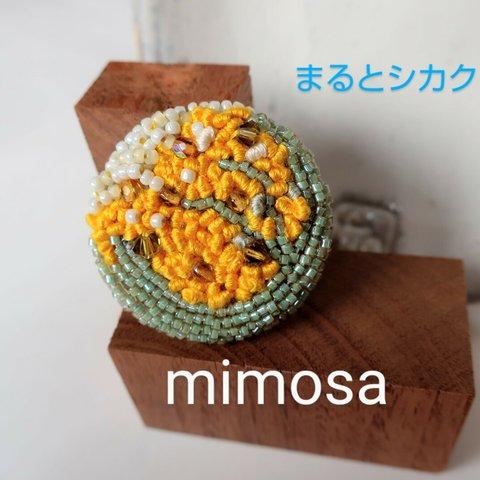 ブローチ 【 ミモザ のサークル】ビーズ 刺繍