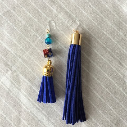 アシンメトリー 樹脂フックピアス