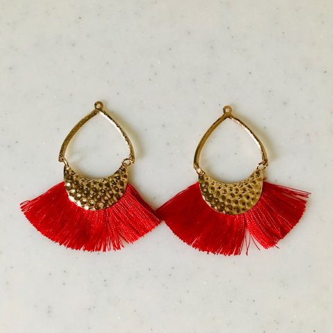 Gold Hammered Drop Red Tassels