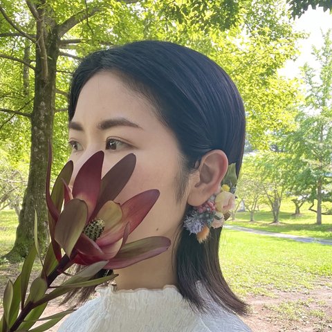 耳飾り「薔薇の園」