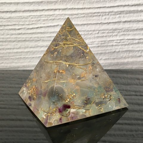 天才の石★ピラミッド型オルゴナイト フローライト 