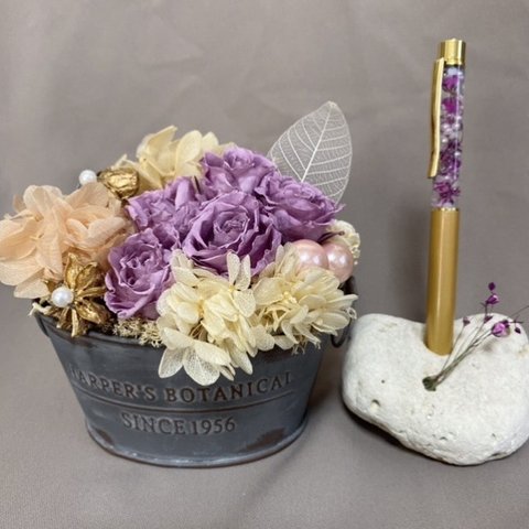 紫陽花とバラのプリザーブドフラワーアレジメント