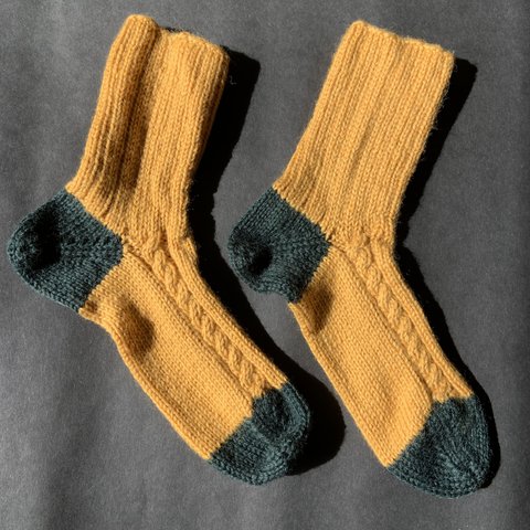 Hand-knetting Socks　mustard