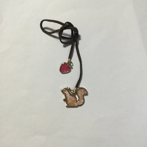 SALE 🌟 リスとリンゴのブックマーク🐿🍎