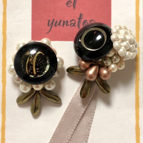 black button♡czech beads♡pearl beads