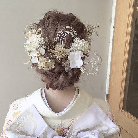 ホワイトミニクリアフラワーmix髪飾り( 水引、金箔set)