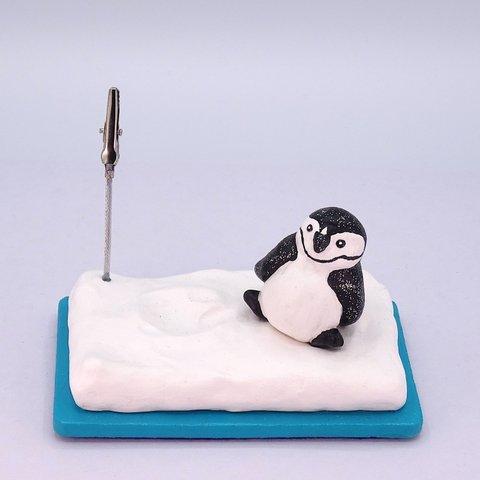 粘土人形のペンギンワールド　クリップ式メモスタンド　ヒゲペンギン−1