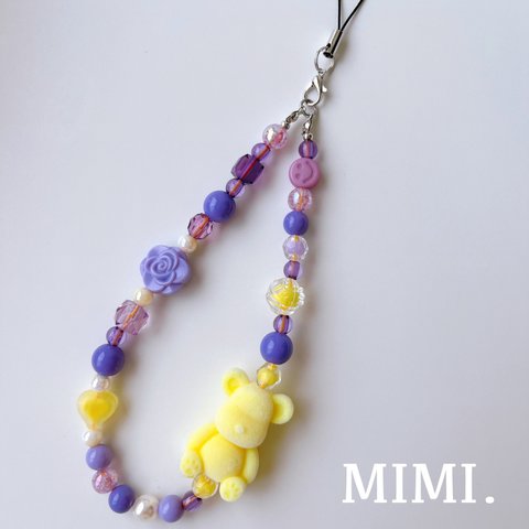 ビーズストラップ🧸💛スマホストラップ💜ハンドストラップ🟣フロッキーくま🟡きいろクマ¨̮*/MIMI. 