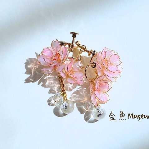 八重桜のピアス／イヤリング