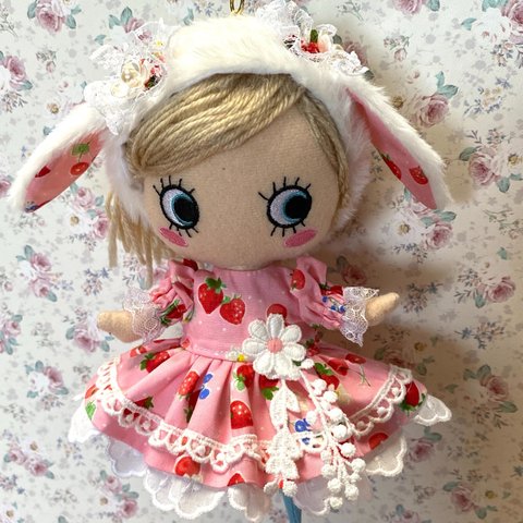 イーマリーちゃん🐰ウサ耳付きワンピース👗