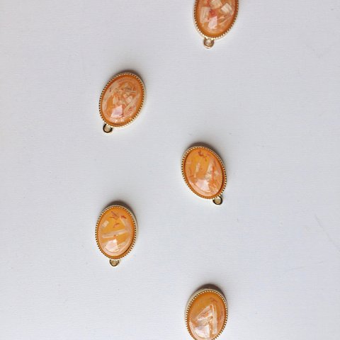 ◉再入荷◉【2pcs orange#59-1】flower antique cabochon フラワー/カボション/アンティーク/マルカン付き/楕円/アクセサリー/イヤリング/ドライフラワー/チャーム