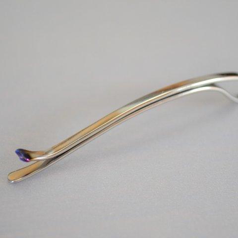 titanium hairpin・cat・65mm・なんか小さな青い耳のチタンヘアピン・試作A
