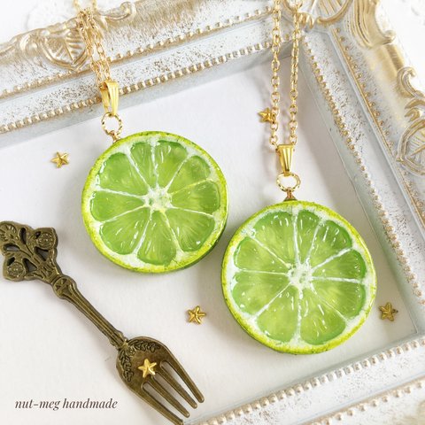 ライムネックレス(Lime pendant/スイーツデコ/フェイクスイーツ/フェイクフード/食品サンプル/レジン)