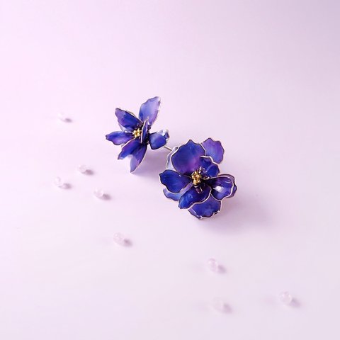 デルフィニウムの花〈青紫〉 ピアス・イヤリング