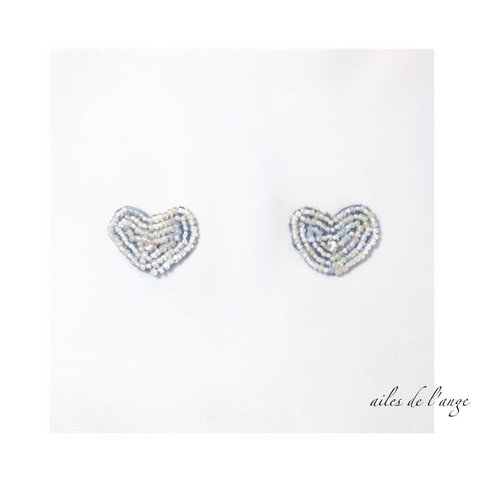 no.825 - beads heart《wh》earring