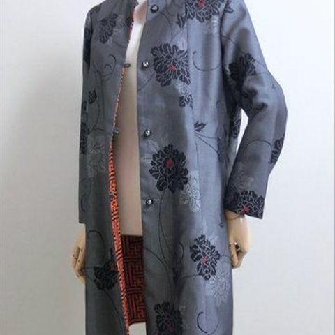 着物リメイク✿大島紬風な模様がはいった着物とウールの反物からのリバーシブルのAラインコート