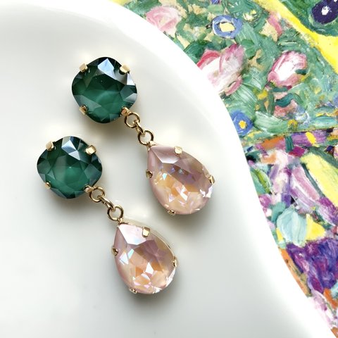 Candy stone“Forestgreen × Saphiret pink” pierce/ earring