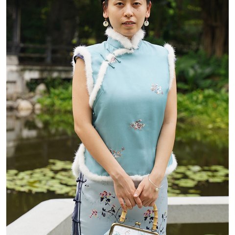 手作りチャイナドレス ブラウス 女性 ファッショナブルな刺繍 袖なし ピュアシルク製 オールハンドメイド一枚のみ#102