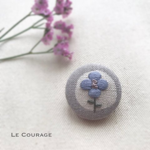 【mini】青いお花の刺繍ブローチ