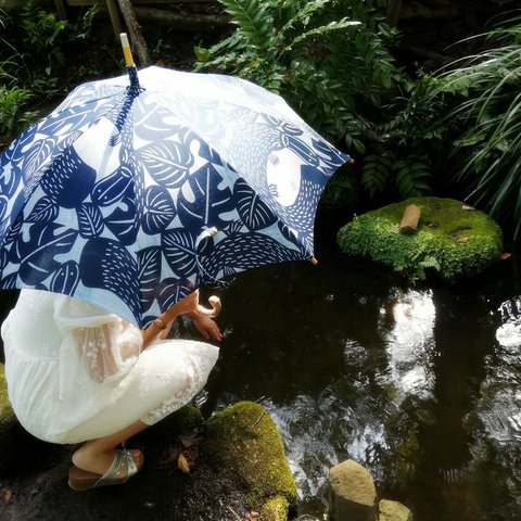 藍型染日傘　お守りシリーズ・カモノハシ