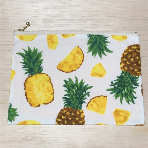 パイナップルポーチ🍍